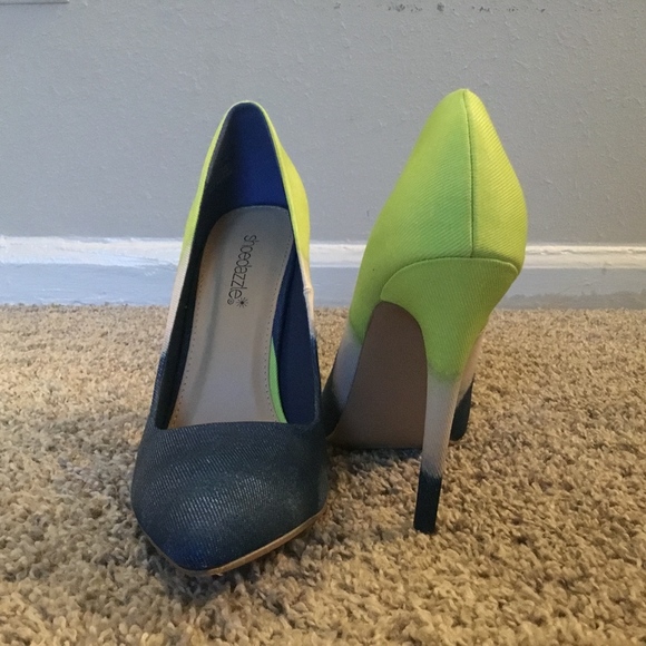 New Dani Classic Pumps - Shoe Dazzle - Picture 2 of 3